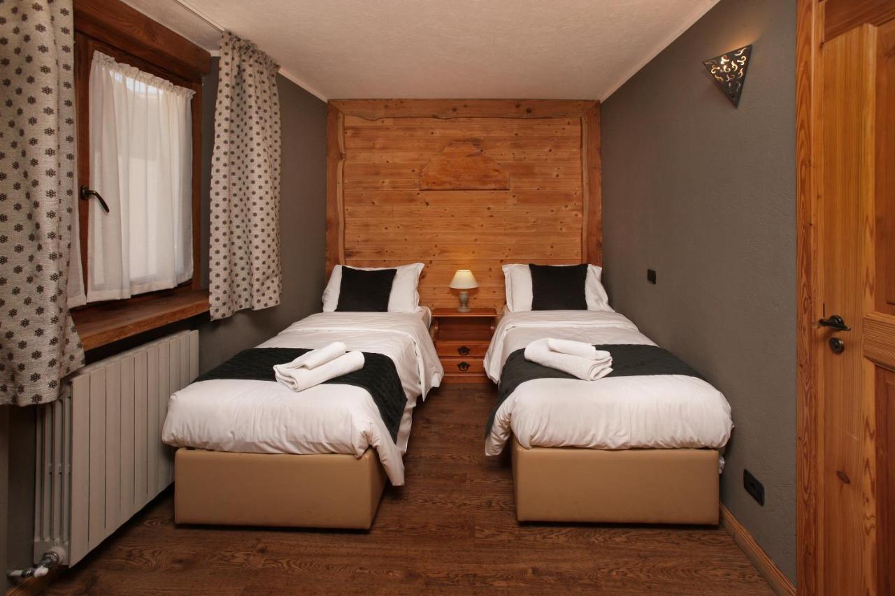 Hotel Assietta à Oulx Extérieur photo