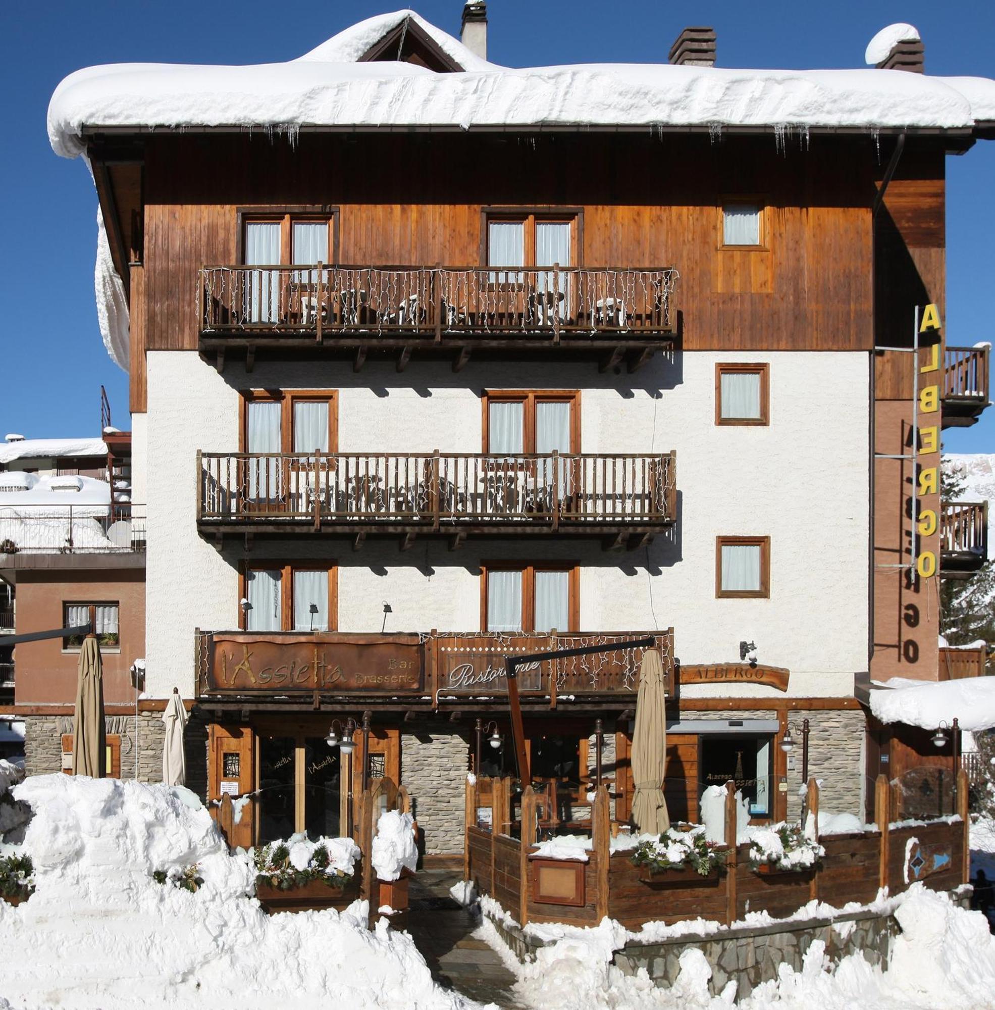 Hotel Assietta à Oulx Extérieur photo