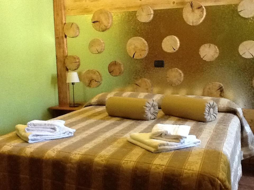Hotel Assietta à Oulx Extérieur photo